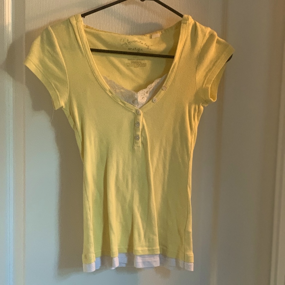 My Favorite Tee, size xs, yellow tee.